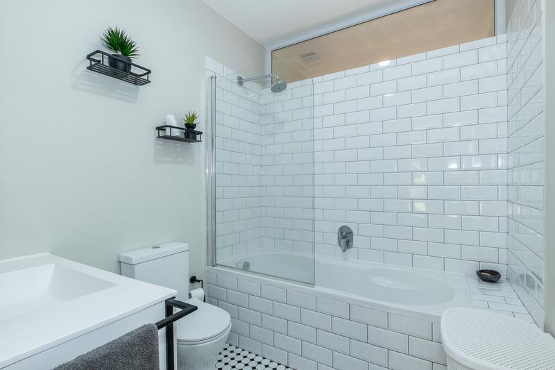 5 Bedroom Property for Sale in Meadowridge Western Cape